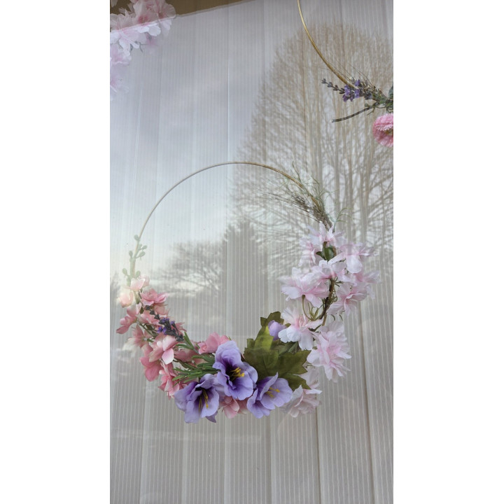 Création d'enseigne et scénographie de vitrine