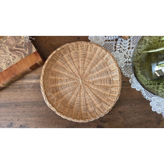 Petit plateau en osier