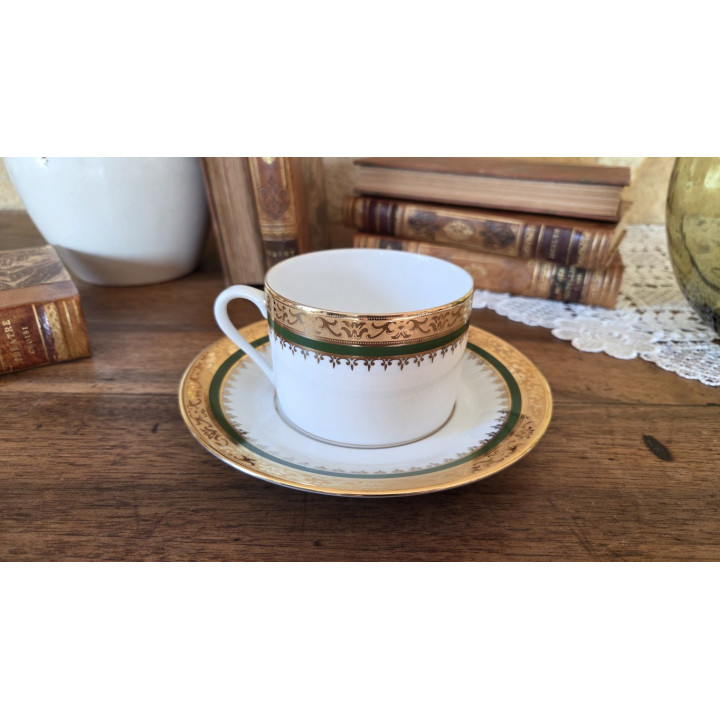 Tasse et sous-tasse en porcelaine de Limoges