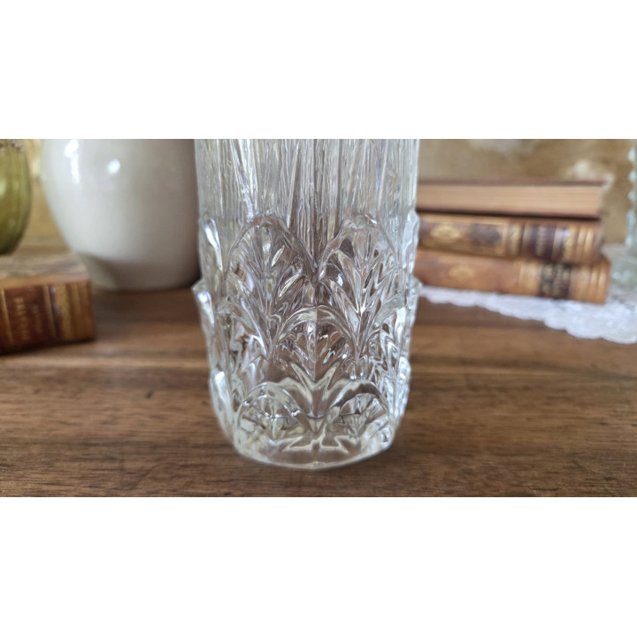 Vase art nouveau en verre moulé